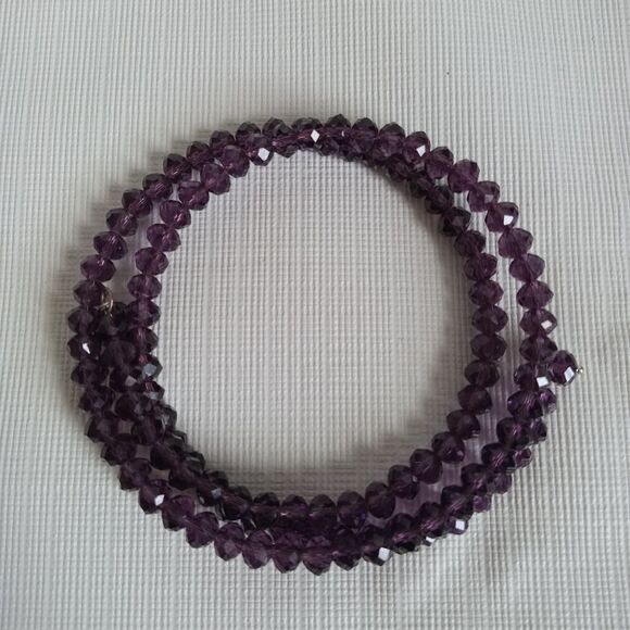 Shiny Purple Transparent Faceted Beaded Memory Wire Circle Choker Style Necklace - Picture 3 of 8